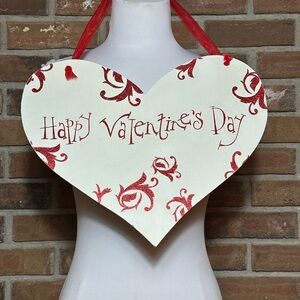 Home Goods Wood Happy Valentine’s Day Door/Wall Hanging